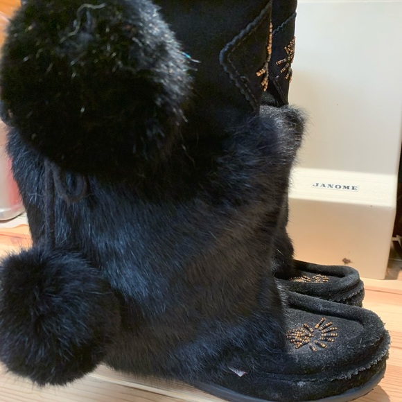 Softmoc Winter Niska 2 Black Mukluks - Picture 3 of 4